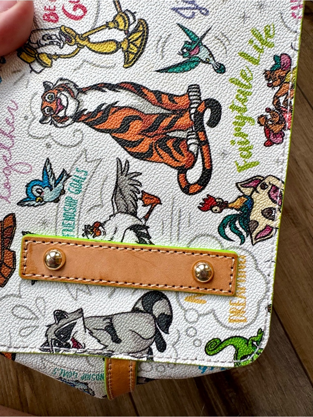 Disney Dooney & Bourke “Sidekicks” Tote Bag | EUC | Large Size | Cream/Green - Picture 7 of 15